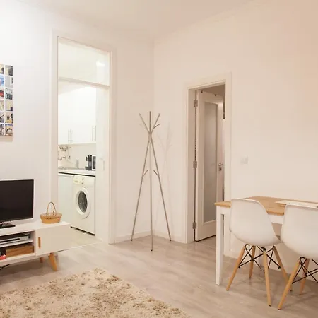 Flh Santa Apolonia Charming Flat Lisbon